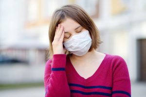 【医師監修】花粉症で頭痛が起きるのはなぜ？和らげる方法や予防法も解説！