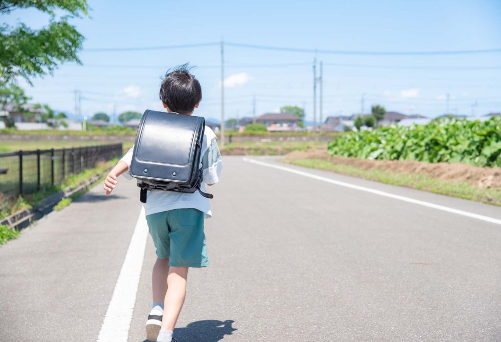小学校・中学校・高校：7月下旬～8月下旬が基準