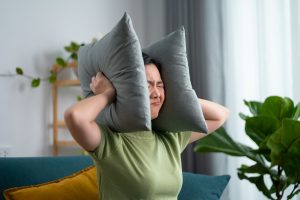 マンションの騒音対策！騒音の種類やトラブル解決手順を解説
