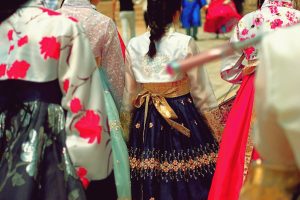 韓国のチュソクとは？2025年はいつ？お盆との違いや旅行の注意点も解説
