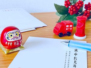 【失敗しない】寒中見舞いの例文35選！喪中・年賀状への返信も相手別に解説