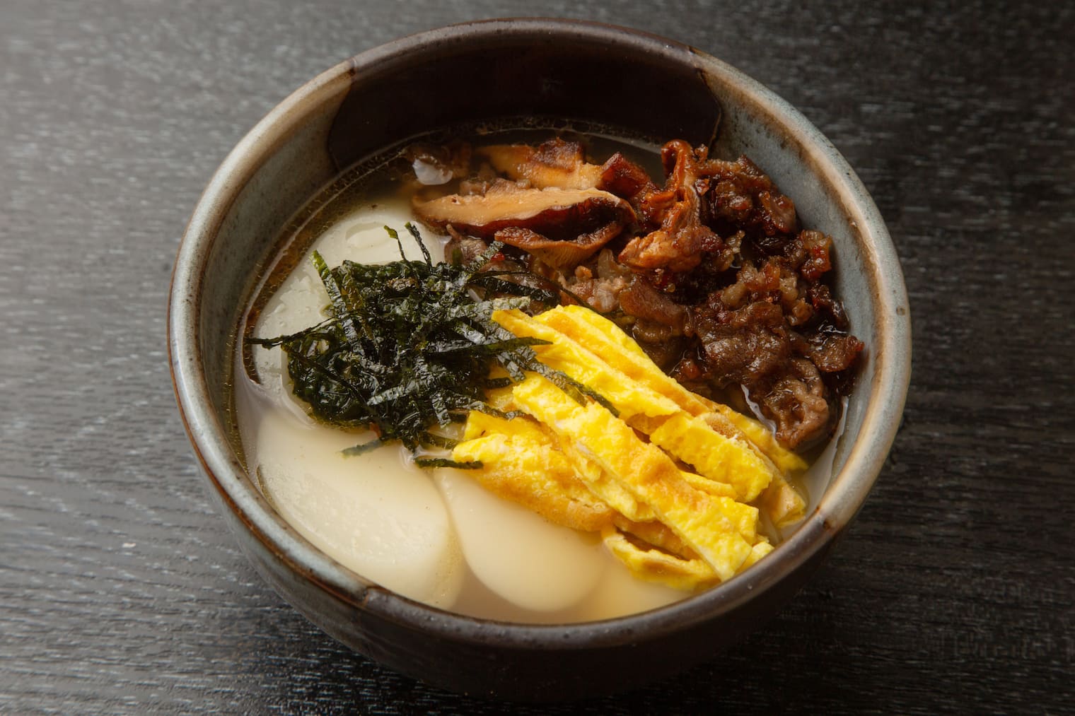 牛肉と卵のトックク