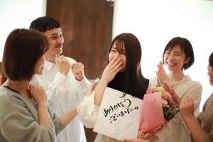 【例文】退職挨拶(スピーチ・メール)の基本マナー！社内外向けの一言は？