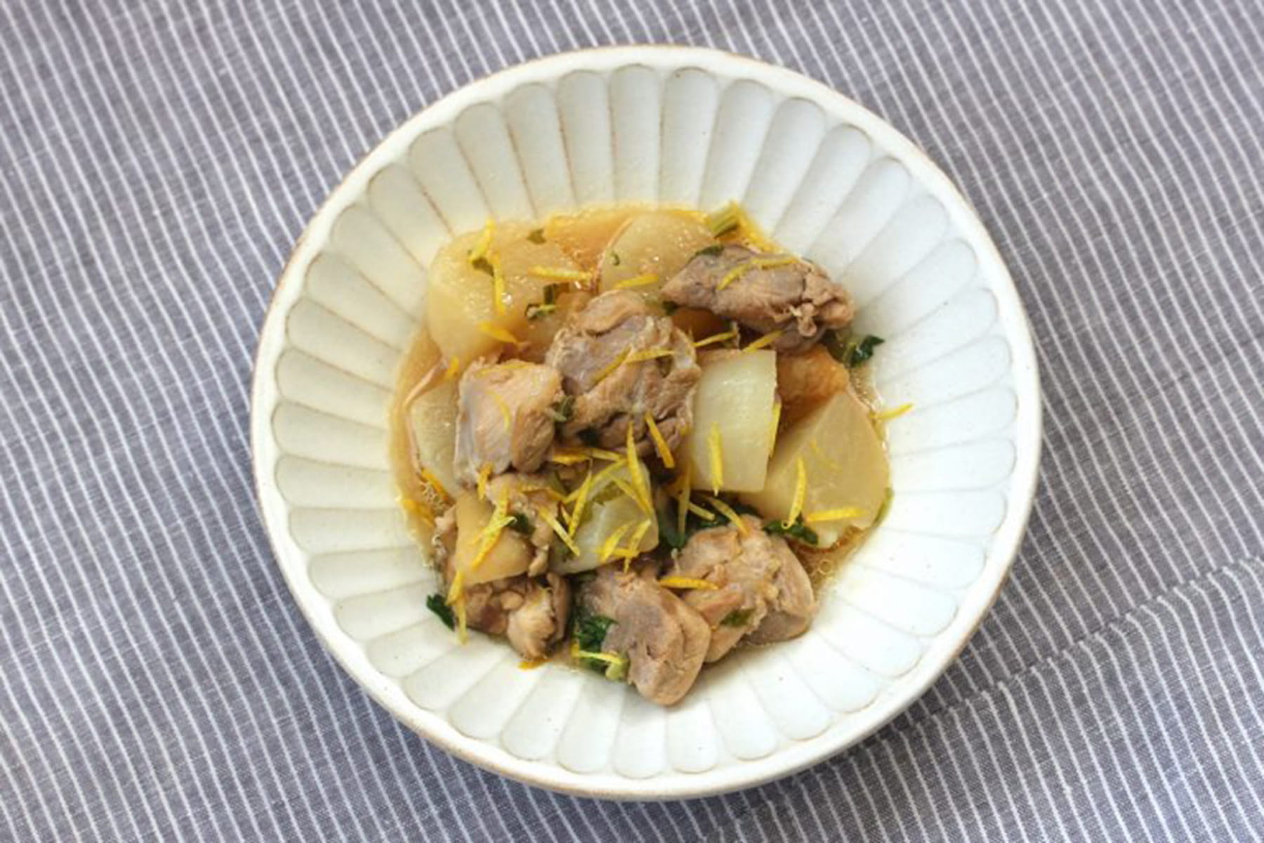鶏肉とかぶの煮物ゆず風味