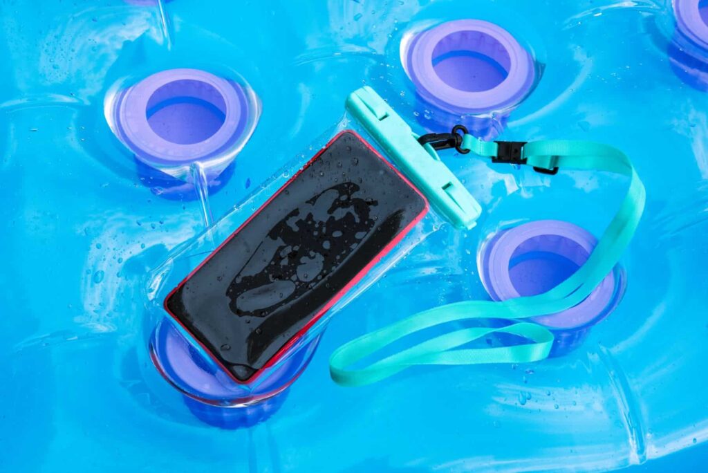 スマホ防水ケース