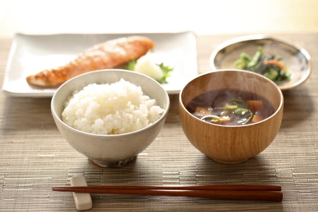 体を温める食材は朝・昼・夜、いつ食べるのが一番冷え性に効果的?